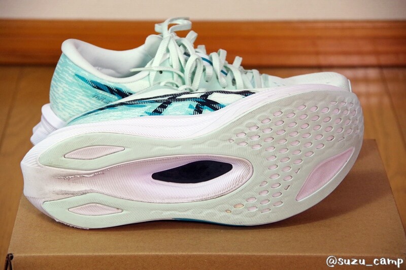 アシックス マジックスピード4のソール写真