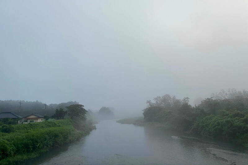 8月13日の豪雨で増水した川の様子
